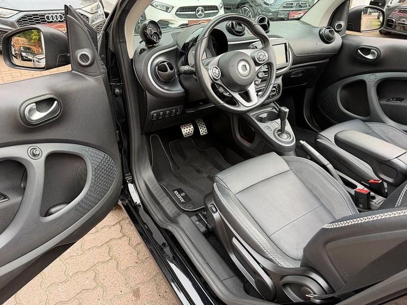 Gebraucht Smart ForTwo Cabrio Brabus 109 PS (80 kW) 2018 Schwarz Cabrio