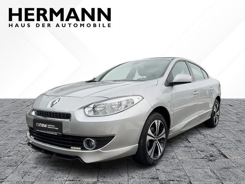 Grau Gebraucht 2012 Renault Fluence Sportway Limousine | 5.987 € - Bild 1/4