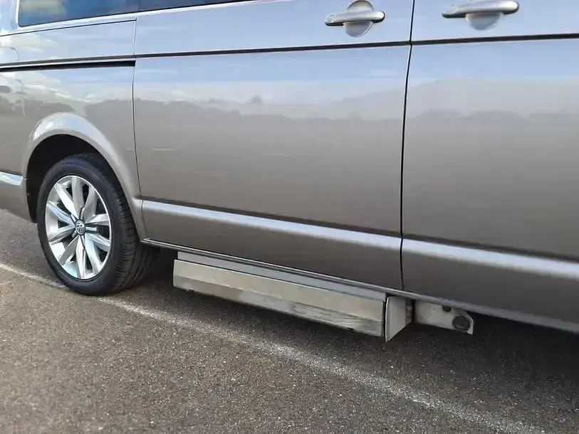 Gebraucht VW Multivan Comfortline 204 PS (150 kW) 2018 Beige Van / Kleinbus