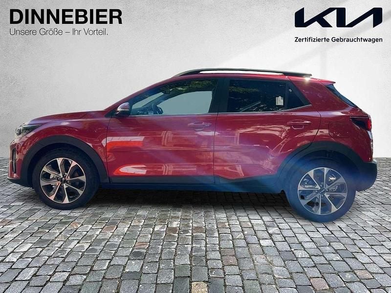 Neu Kia Stonic Platinum 101 PS (74 kW) 2025 Signalrot metallic SUV