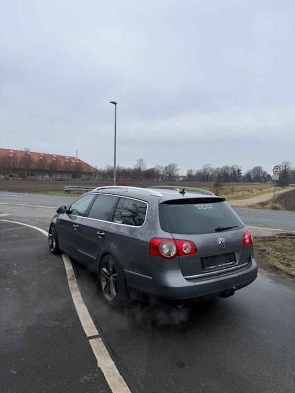 Gebraucht VW Passat 226 PS (166 kW) 2006 Grau Kombi