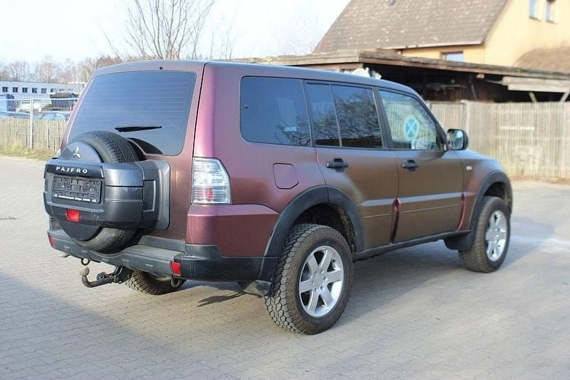 Gebraucht Mitsubishi Pajero 200 PS (147 kW) 2010 Schwarz SUV