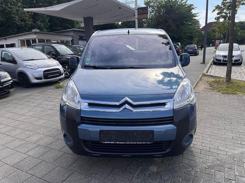 Blau Gebraucht 2011 Citroën Berlingo Van / Kleinbus | 5.790 € (Fairer Preis) - Bild 1/4