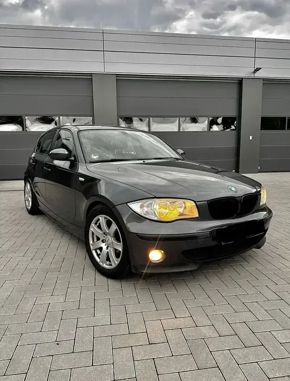 Brugt BMW 116 122 HK (89 kW) 2005 Sort Hatchback