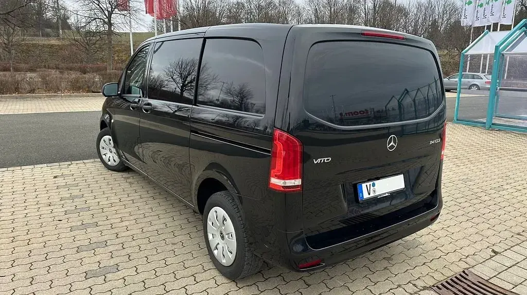 Gebraucht Mercedes Vito 136 PS (100 kW) 2021 Schwarz Van