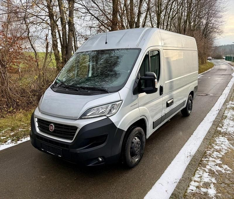 Silber Gebraucht 2018 Fiat Ducato Van | 11.599 € (Superpreis) - Bild 1/4