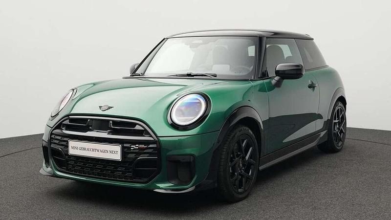 Grün Gebraucht 2024 Mini John Cooper Works Kleinwagen | 33.038 € (Guter Preis) - Bild 1/4