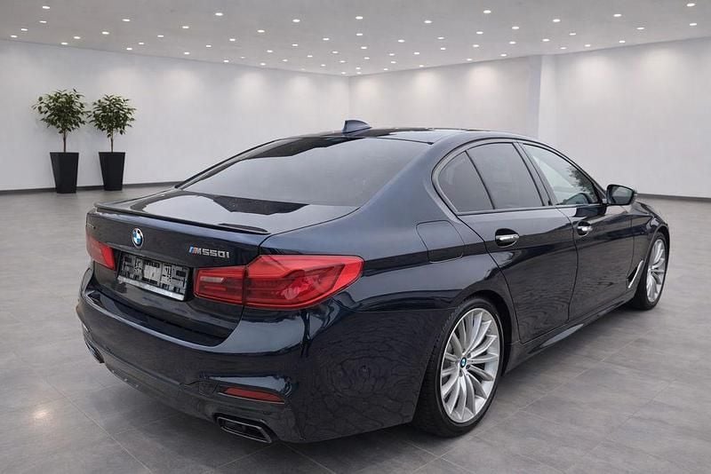 Gebraucht BMW M550 Performance 462 PS (339 kW) 2017 Schwarz Limousine