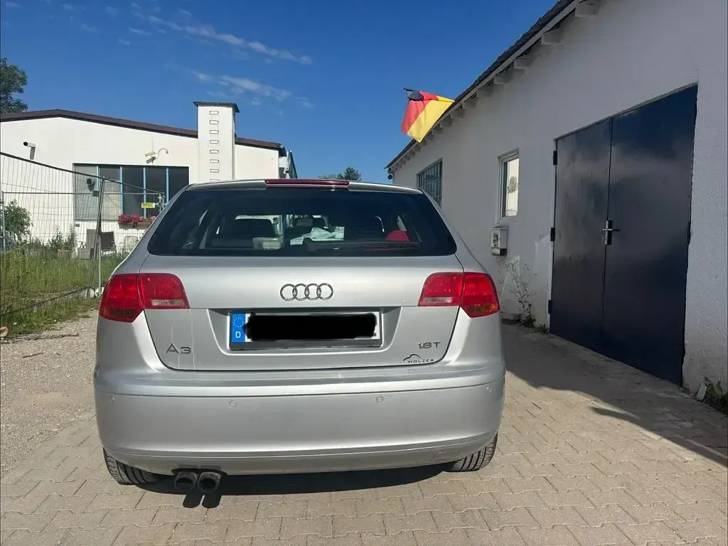 Gebraucht Audi A3 Ambiente 160 PS (117 kW) 2008 Silber Kleinwagen