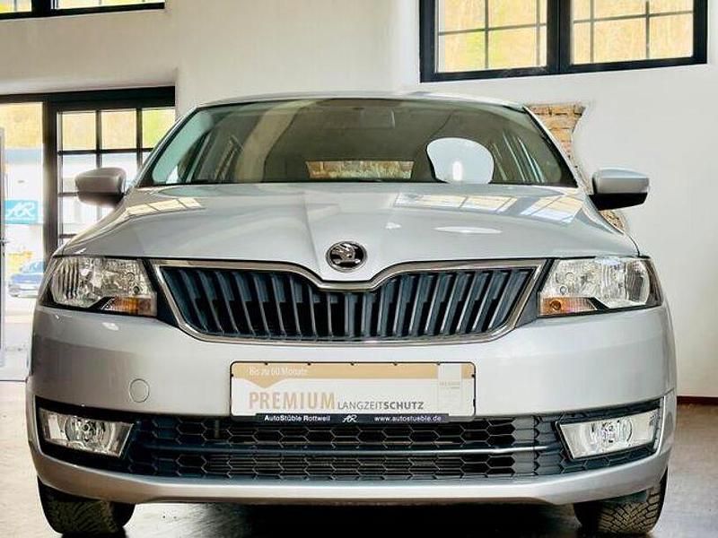 Gebraucht Skoda Rapid Ambition 125 PS (91 kW) 2016 Silber Kleinwagen