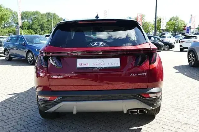 Gebraucht Hyundai Tucson 150 PS (110 kW) 2021 Rot SUV