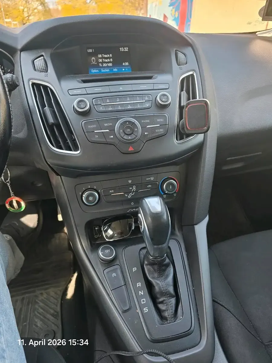 Gebraucht Ford Focus 120 PS (88 kW) 2015 Blau Kombi