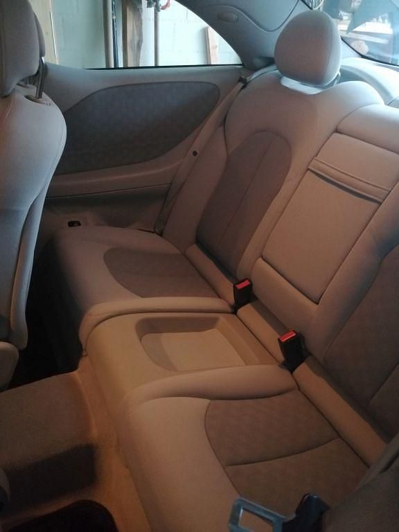 Blau Gebraucht 2003 Mercedes CLK200 Avantgarde Coupé | 7.900 € (Fairer Preis) - Bild 1/4