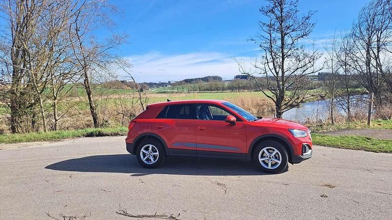 Gebraucht Audi Q2 150 PS (110 kW) 2025 Rot SUV