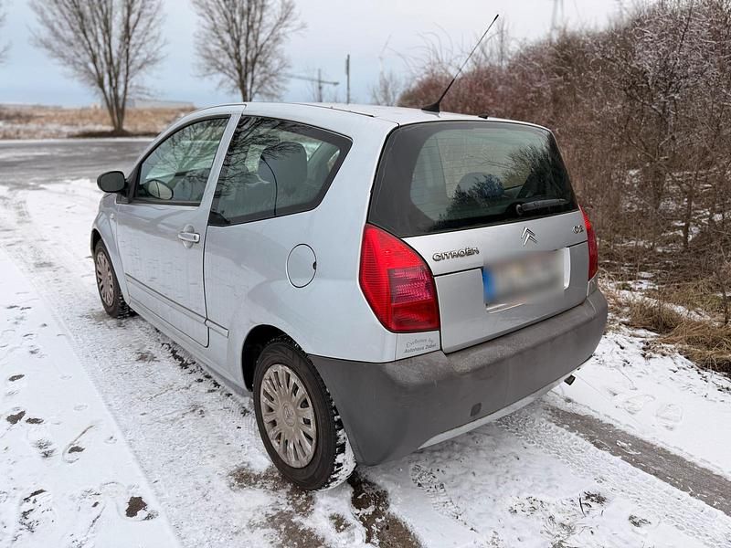 Gebraucht Citroën C2 60 PS (44 kW) 2005 Silber Kleinwagen