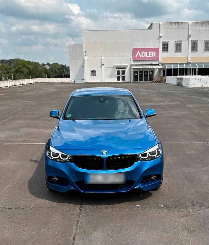Blau Gebraucht 2018 BMW 320 Gran Turismo M Sport Limousine | 22.500 € (Fairer Preis) - Bild 1/4