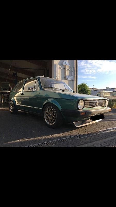 Gebraucht VW Golf I 50 PS (36 kW) 1983 Grün Kleinwagen