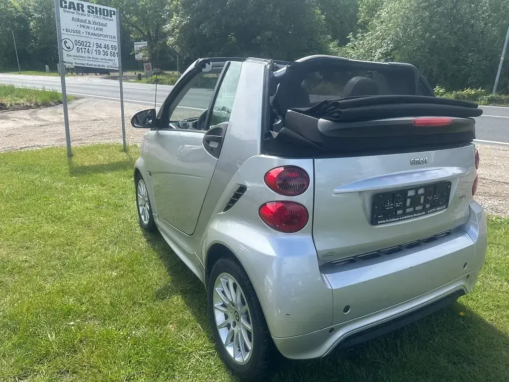 Gebraucht Smart ForTwo Cabrio 71 PS (52 kW) 2012 Silber Cabrio