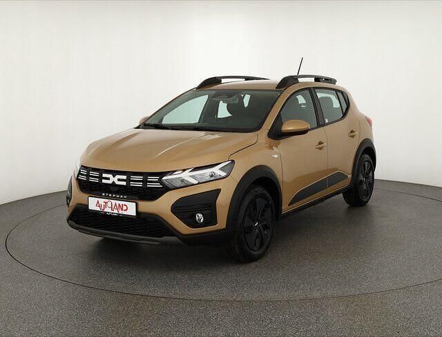 Beige Neu 2024 Dacia Sandero Stepway Kleinwagen | 18.490 € (Fairer Preis) - Bild 1/4