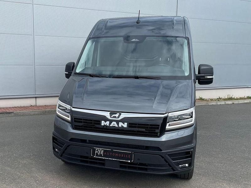 Neu MAN TGE 177 PS (130 kW) 2025 Grau Van