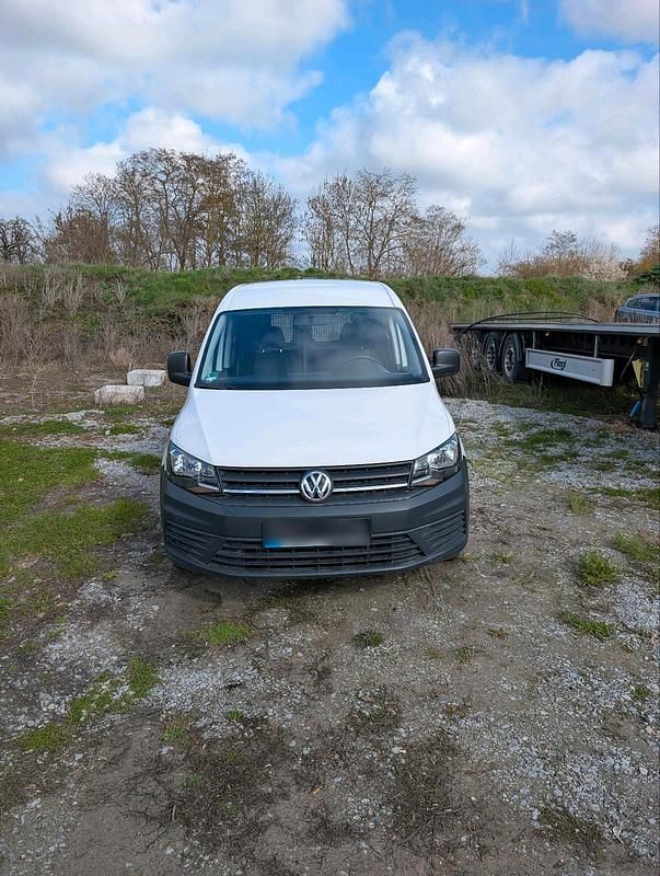 Gebraucht VW Caddy Maxi 102 PS (75 kW) 2018 Weiß Van / Kleinbus