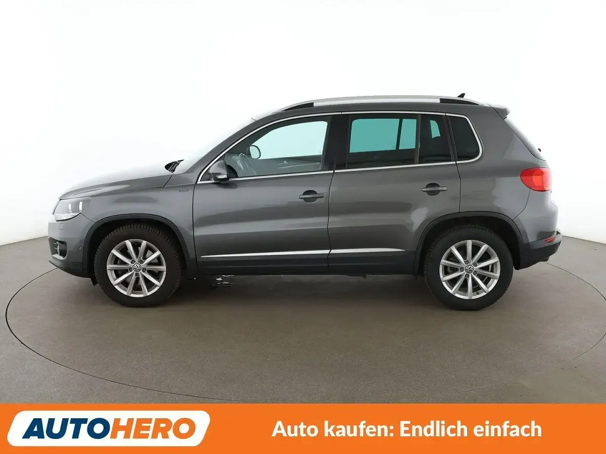 Gebraucht VW Tiguan LOUNGE 150 PS (110 kW) 2015 Grau SUV