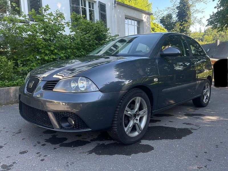 Grau Gebraucht 2008 Seat Ibiza Kleinwagen | 2.299 € (Fairer Preis) - Bild 1/4