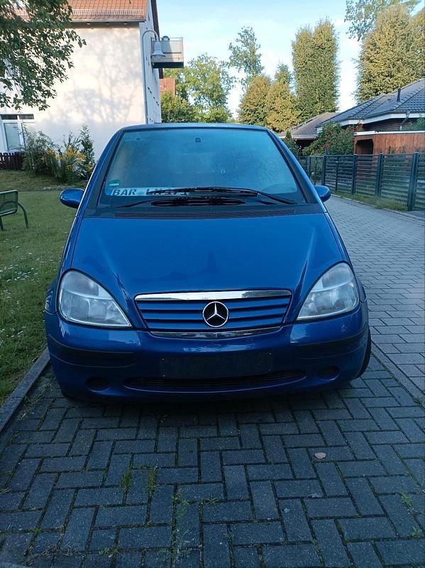 Blau Gebraucht 1998 Mercedes A160 Kleinwagen | 399 € (Superpreis) - Bild 1/4