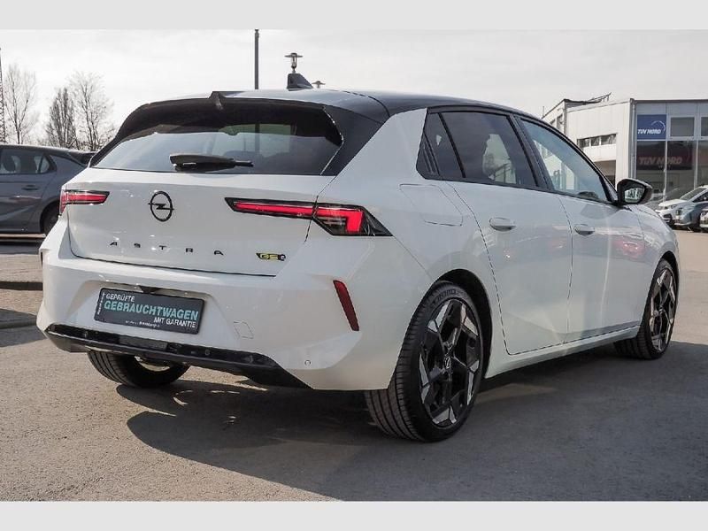 Gebraucht Opel Astra GSe 226 PS (166 kW) 2022 Weiss Limousine