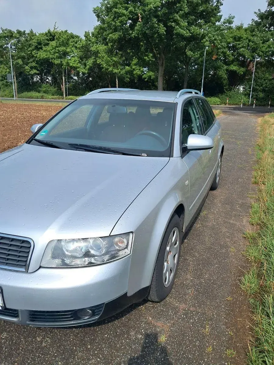 Gebraucht Audi A4 131 PS (96 kW) 2003 Silber Kombi