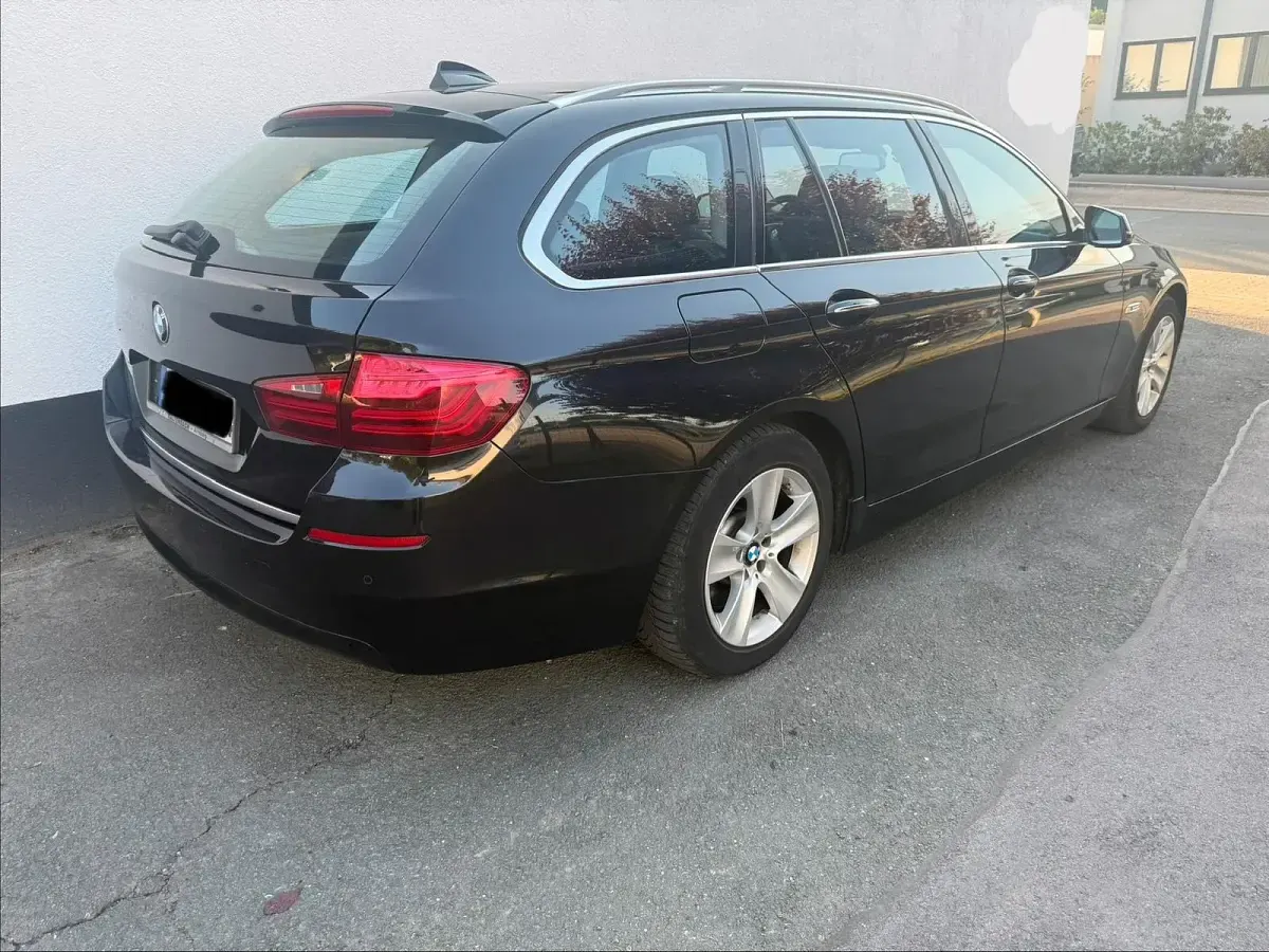 Gebraucht BMW 530 258 PS (189 kW) 2015 Schwarz Kombi