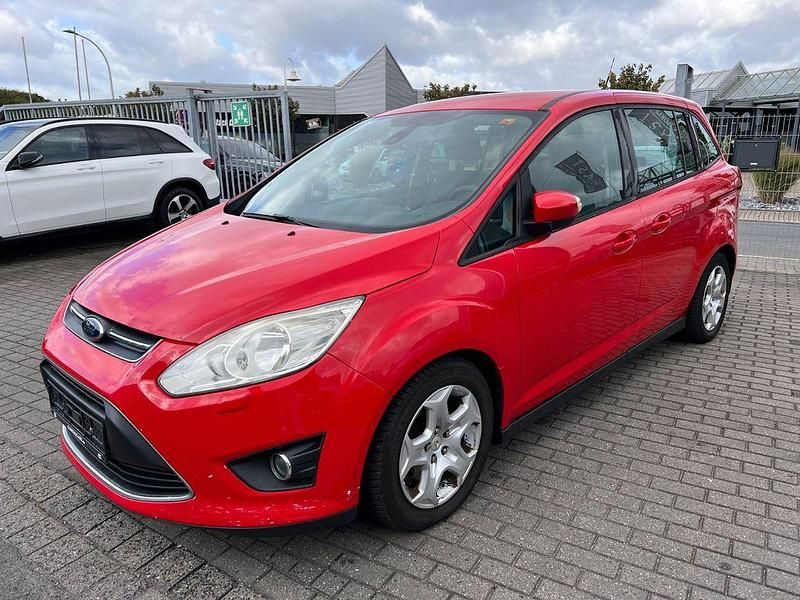 Gebraucht Ford Grand C-Max Trend 150 PS (110 kW) 2011 Rot Van / Kleinbus