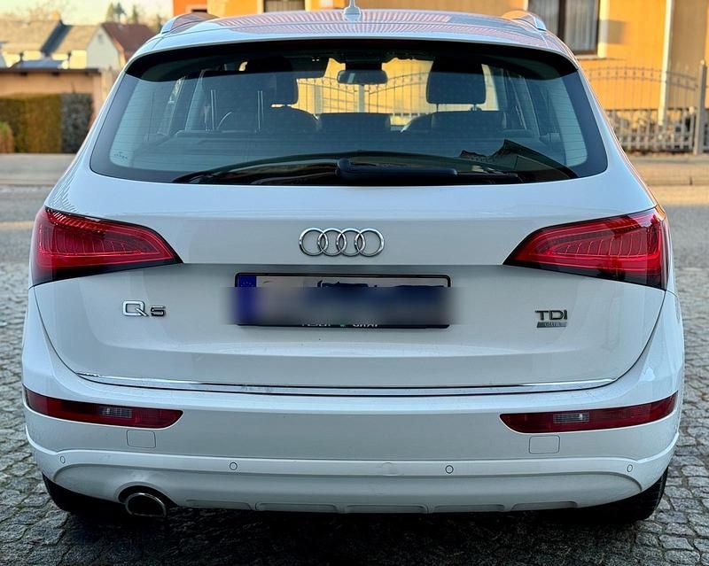 Weiß Gebraucht 2016 Audi Q5 SUV | 16.200 € (Superpreis) - Bild 1/4