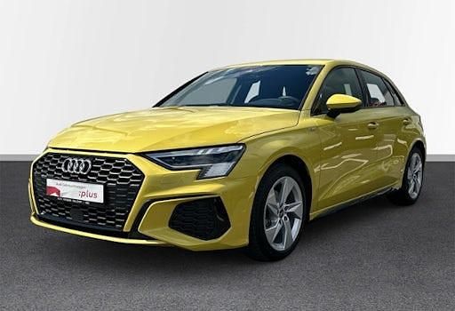 Gebraucht Audi A3 S-Line 150 PS (110 kW) 2024 Pythongelb metallic Limousine