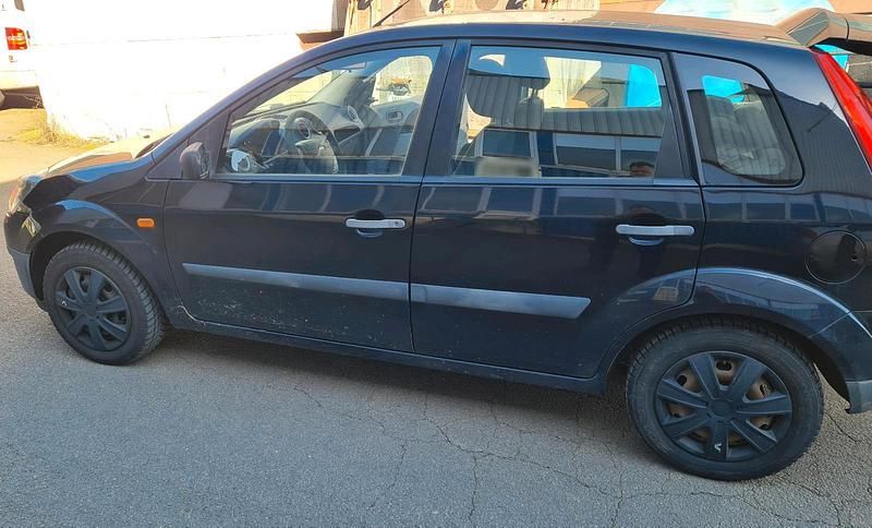Gebraucht Ford Fiesta 70 PS (51 kW) 2006 Schwarz Kleinwagen