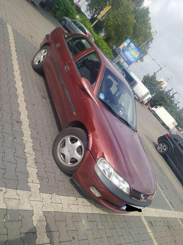 Gebraucht Opel Vectra 101 PS (74 kW) 1999 Limousine