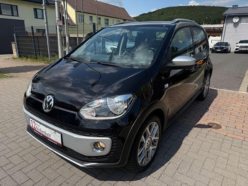 Schwarz Gebraucht 2013 VW cross up! Kleinwagen | 7.990 € (Etwas zu teuer) - Bild 1/4