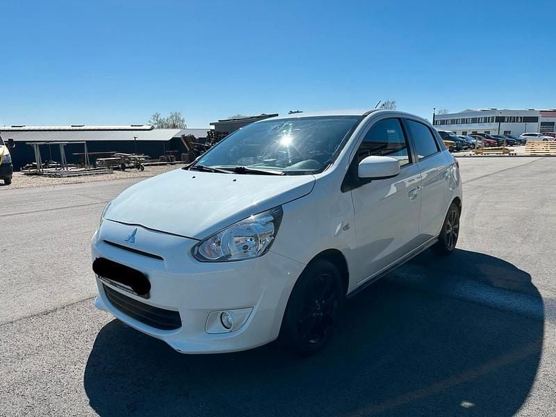 Gebraucht Mitsubishi Space Star 80 PS (58 kW) 2016 Weiß Kleinwagen