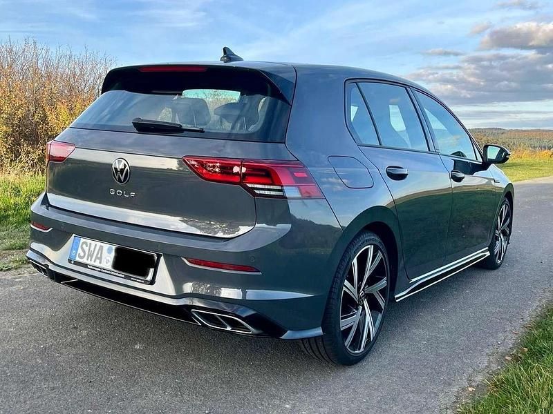 Gebraucht VW Golf VIII R-line 150 PS (110 kW) 2021 Grau Limousine