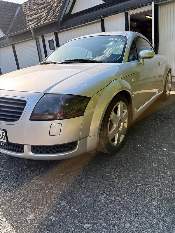 Gebraucht Audi TT 180 PS (132 kW) 1999 Silber Coupé