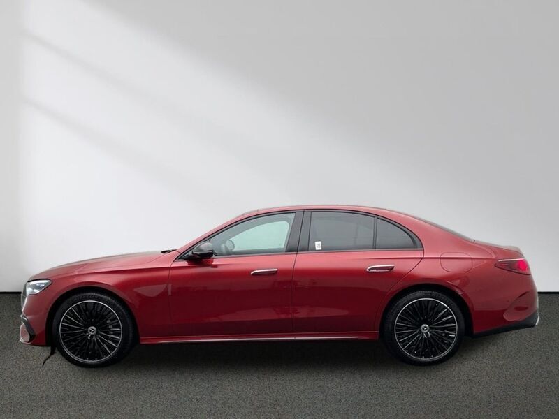 Gebraucht Mercedes E300 Edition 204 PS (150 kW) 2024 Rot Limousine