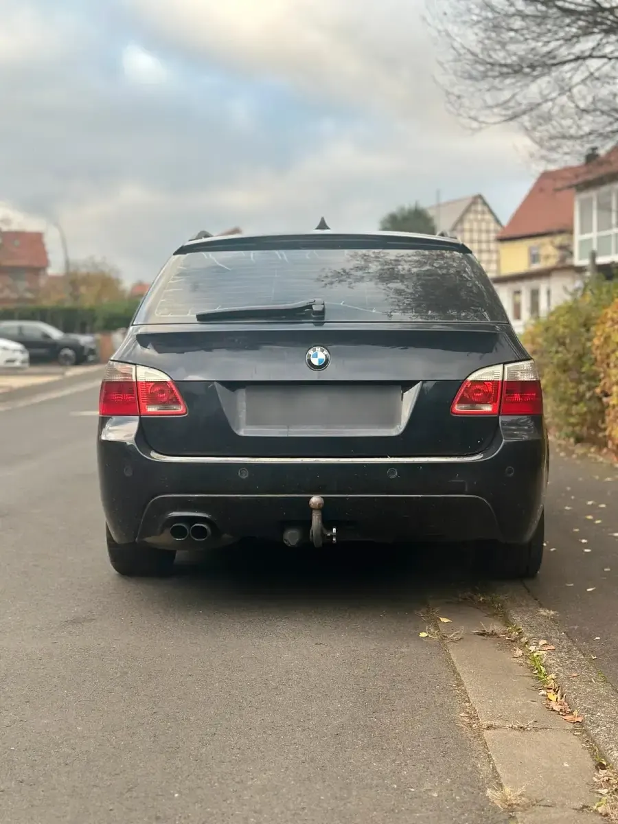Gebraucht BMW 525 M Sport 177 PS (130 kW) 2004 Schwarz Kombi
