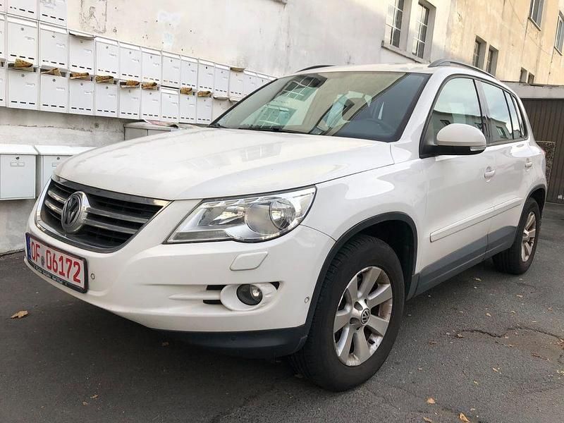 Candyweiss Gebraucht 2009 VW Tiguan Track & Field SUV | 5.450 € (Fairer Preis) - Bild 1/4