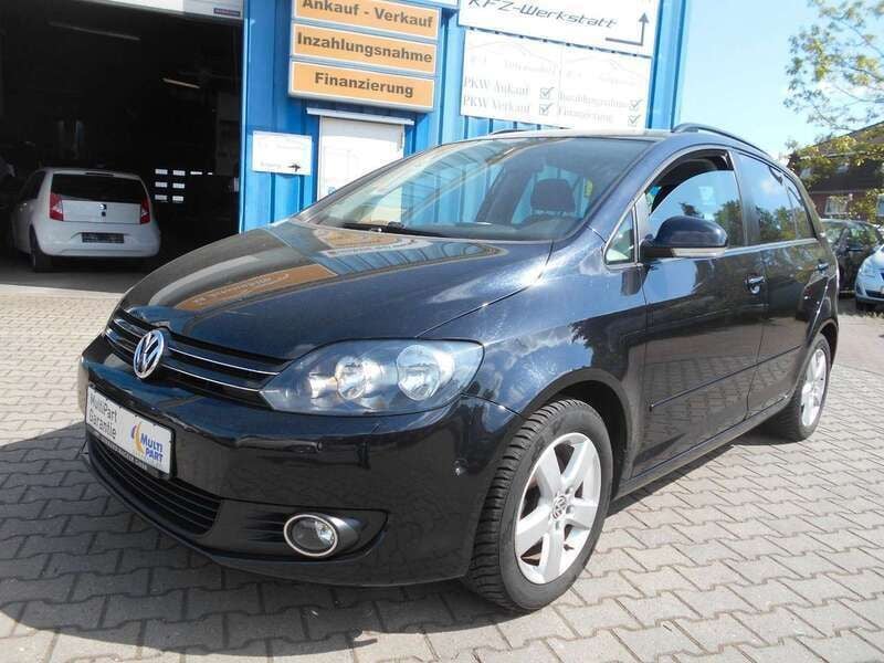 Deep black perleffekt Gebraucht 2011 VW Golf Plus Cross Team Van / Kleinbus | 5.499 € (Guter Preis) - Bild 1/4