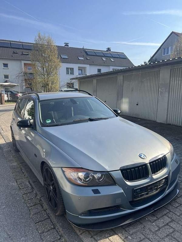 Gebraucht BMW 320 163 PS (119 kW) 2007 Kombi