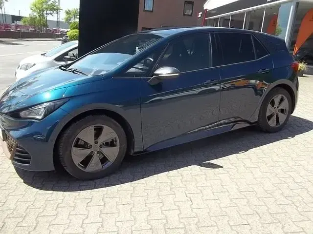 Gebraucht Cupra Born 150 kW (204 PS) 2022 Blau Kleinwagen