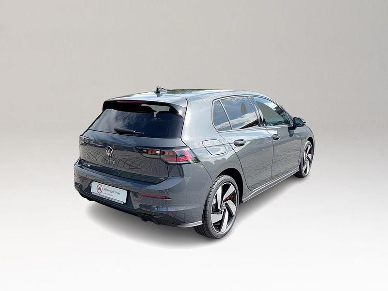 Neu VW Golf VIII GTE 177 PS (130 kW) 2026 Grau Limousine