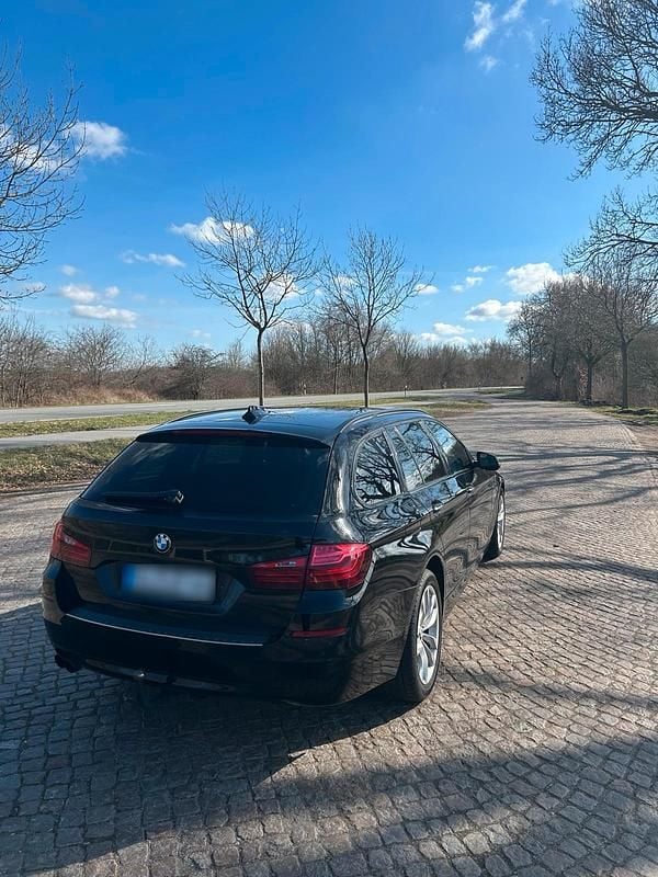 Gebraucht BMW 520 190 PS (139 kW) 2016 Schwarz Kombi