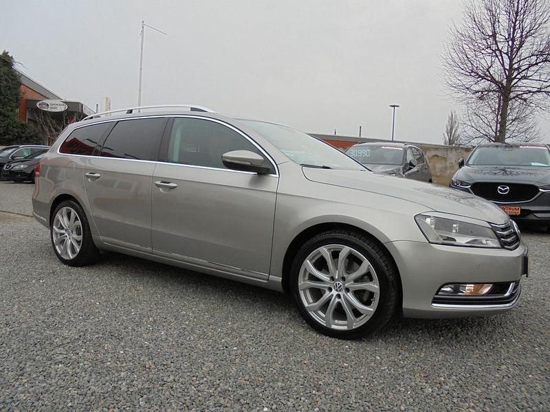 Gebraucht VW Passat Highline 140 PS (102 kW) 2014 Silber Kombi