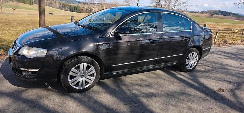 Gebraucht VW Passat 140 PS (102 kW) 2005 Braun Limousine